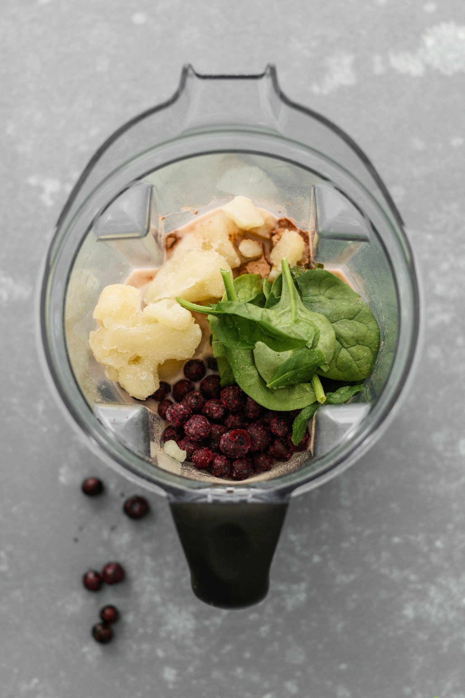 ingredients for Evergreen Smoothie Bowl (Banana Free!) in Vitamix by Flora & Vino