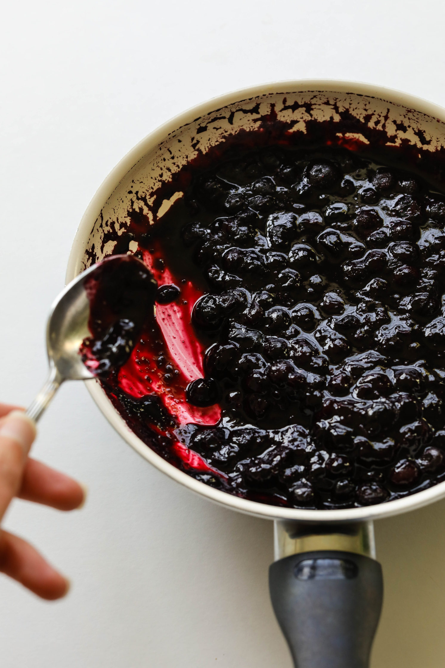 Blueberry Pie oatmeal compote 