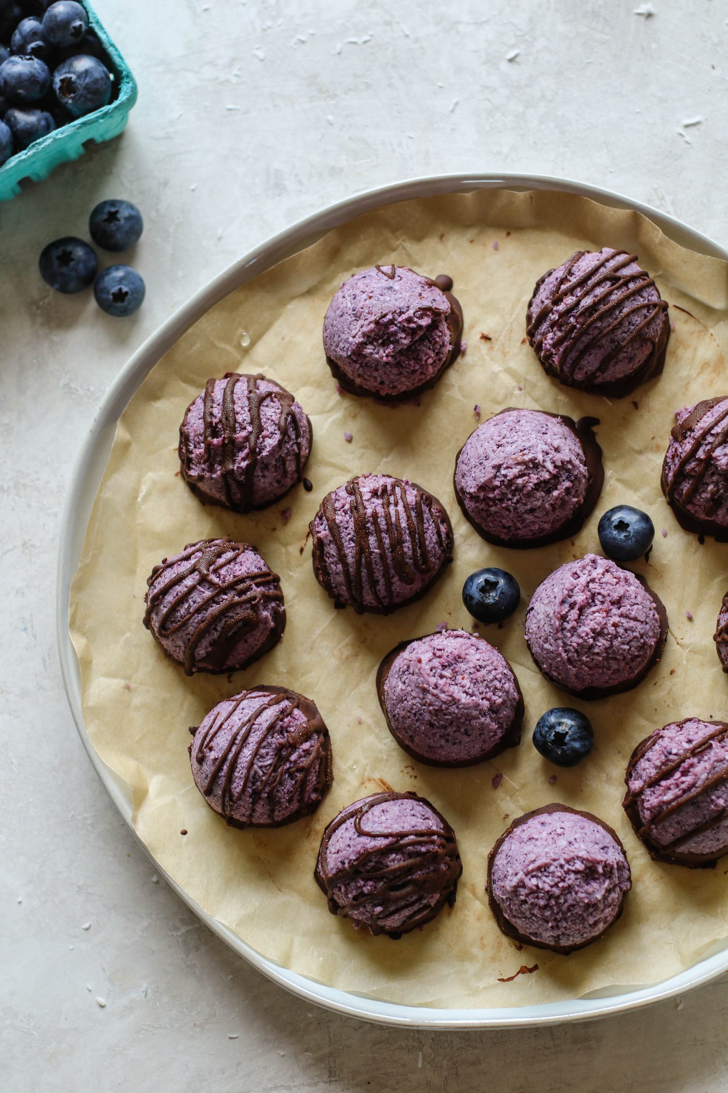 Dark Chocolate Blueberry Macaroons by Flora & Vino 