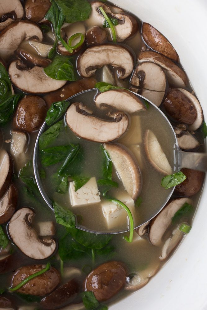 https://b1319836.smushcdn.com/1319836/wp-content/uploads/2020/12/vegan-miso-soup-1.jpg?lossy=1&strip=1&webp=1