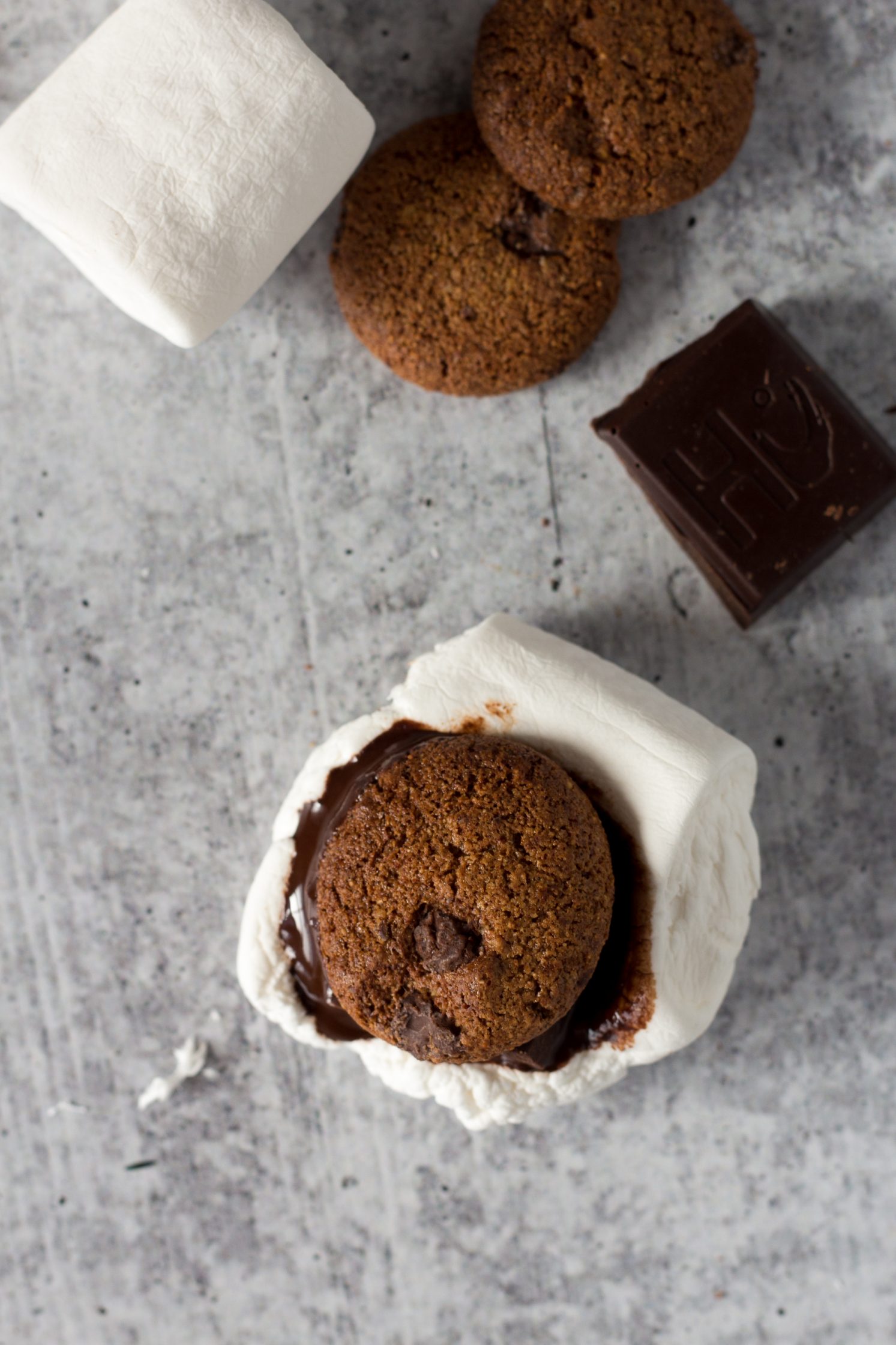 Cookie S'mores by Flora & Vino