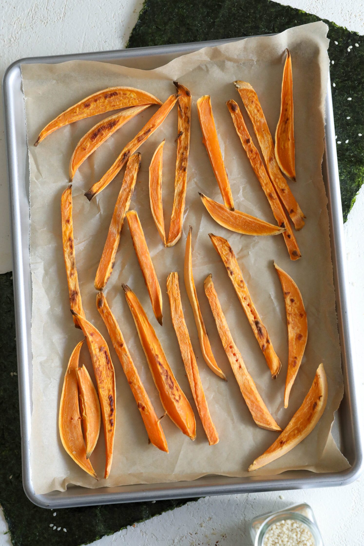 Sweet Potato & Avocado Rolls with Sriracha Tahini process image by Flora & Vino