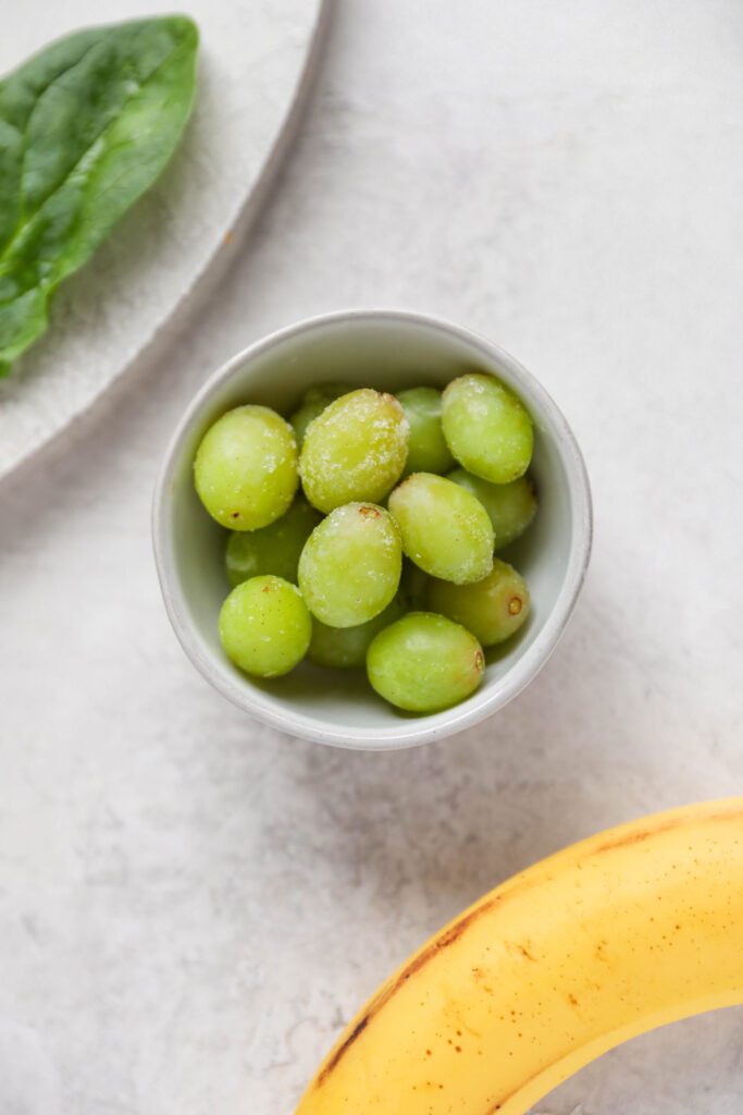 frozen green grapes and banana and spinach by Flora & Vino