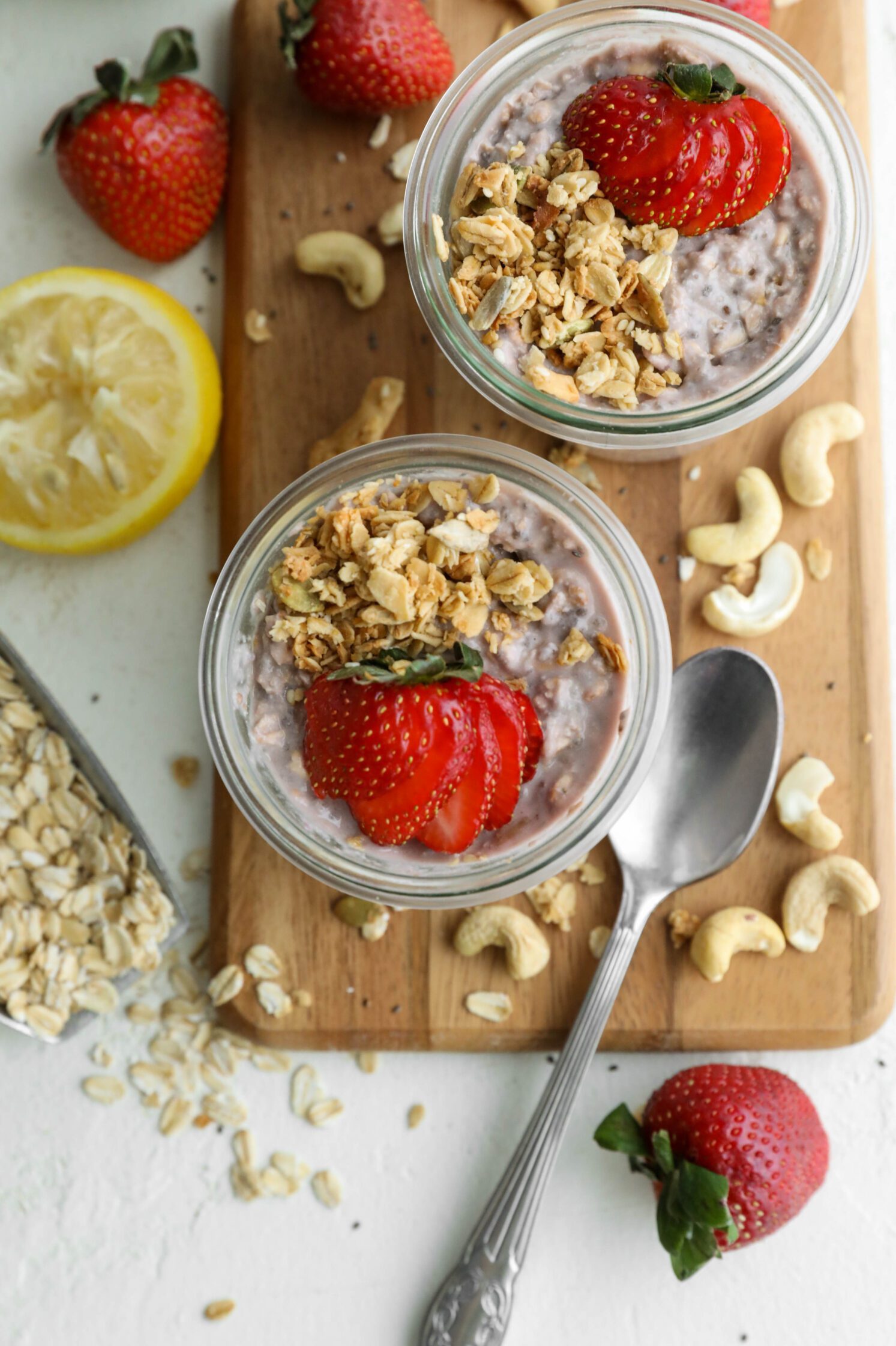 Strawberry Cheesecake Overnight Oats - Flora & Vino