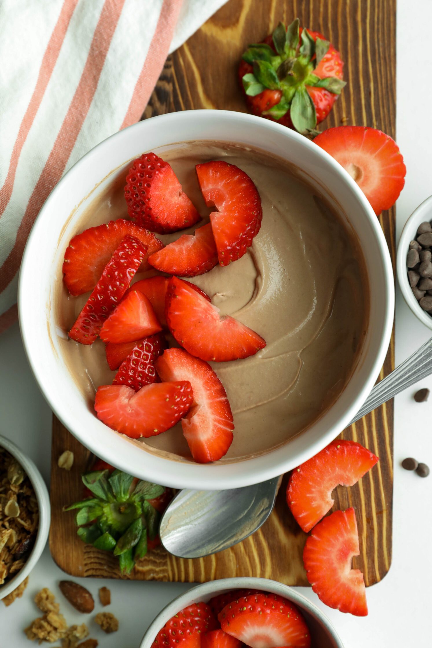 Chocolate Protein Yogurt Bowl Flora & Vino