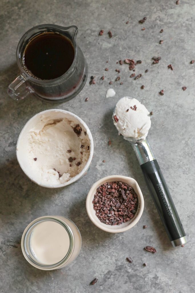 Eiskaffee (German Iced Coffee) ingredients by Flora & Vino