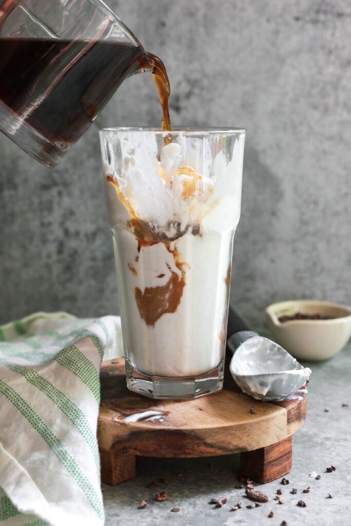 Eiskaffee (German Iced Coffee) process photo by Flora & Vino