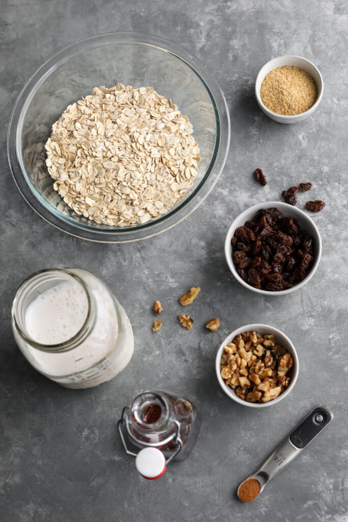 ingredients for cinnamon raisin cookie baked oatmeal